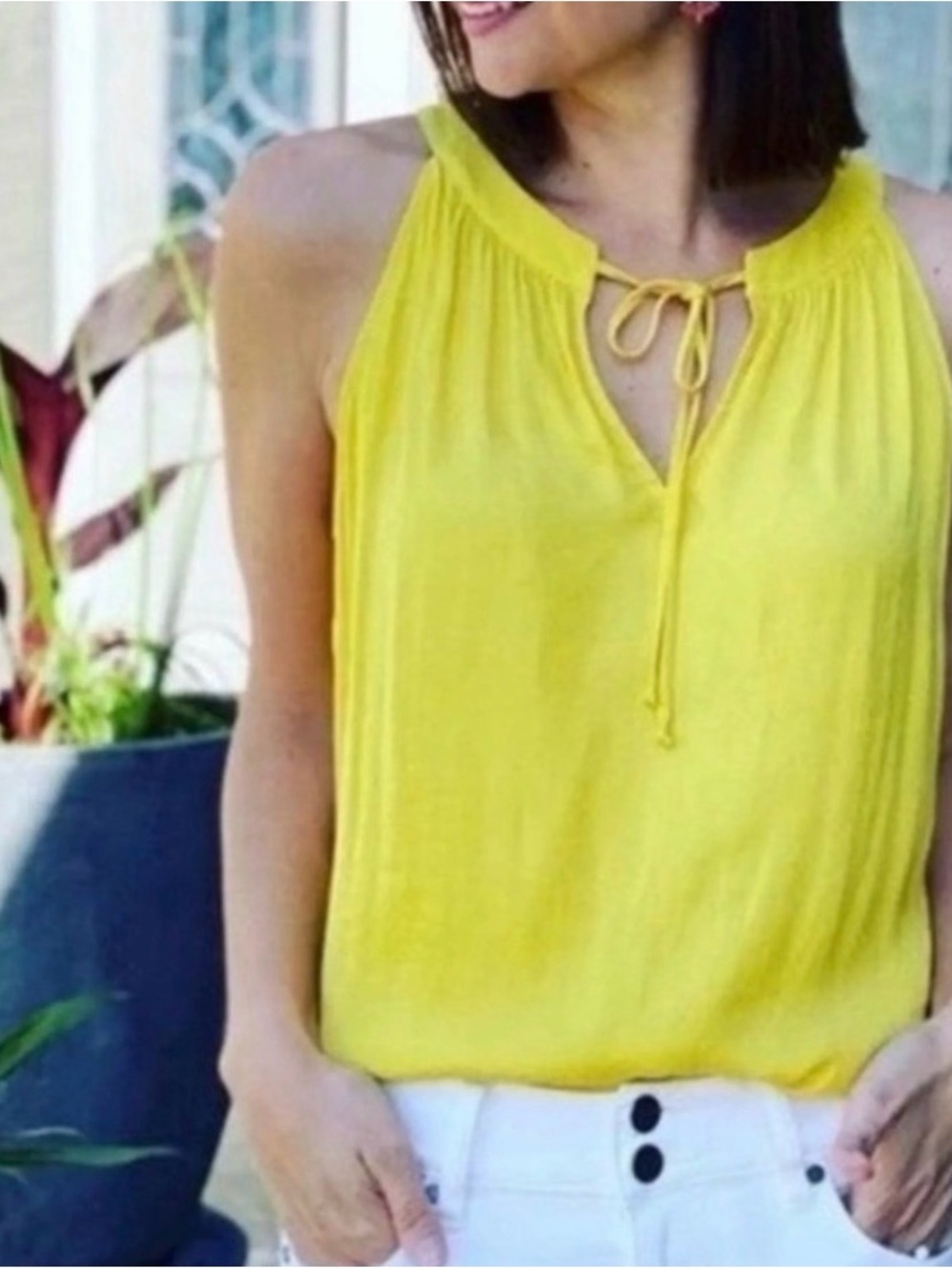 CAbi Happy Yellow Sleeveless Blouse Summer Tank Women’s Small Keyhole Tie Detail